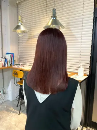 カラー 見奈美 凜のヘアスタイル
