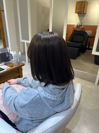 ミディアム カラー 中山 知優のヘアスタイル