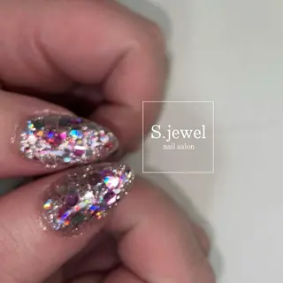 ネイル S. JEWELのネイルデザイン