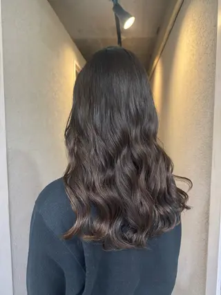 ロング パーマ ラベンダーカラー/ レイヤーカットAyaのヘアスタイル