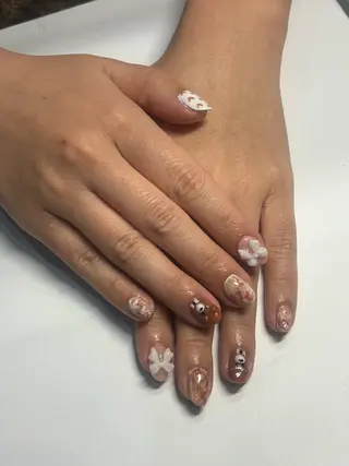 ネイル IROHA NAIL 真結子のネイルデザイン