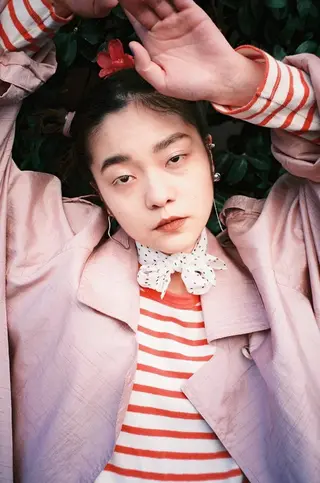 セミロング 金田 夏野のヘアスタイル