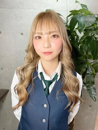 カラー かずくん🦩名古屋 ハイトーン/レイヤーのヘアスタイル