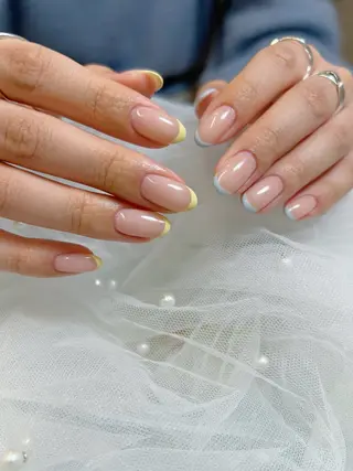 ネイル takara nail所属・takara射水高岡 マグネット韓国ポップのネイルデザイン