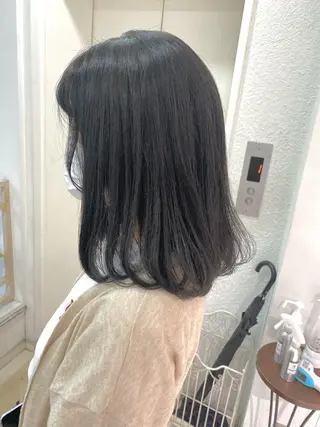 セミロング カラー ヘアアレンジ 透明感カラー 古山 結季🌙🖤のヘアスタイル