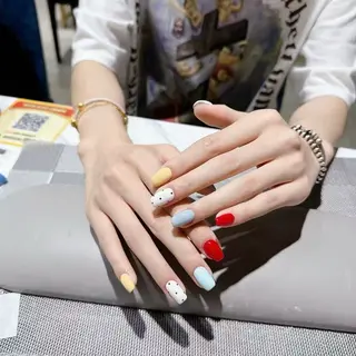 ネイル 里奈 Nailのネイルデザイン