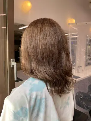 セミロング カラー ヘアアレンジ TRU Shino🦋のマツエク・マツパデザイン