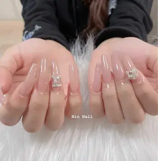 ネイル Hin Nailsのネイルデザイン