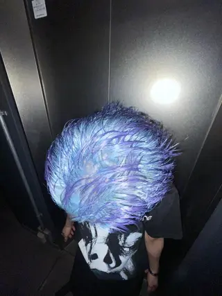 メンズ ハイトーン/デザイン カラー/複雑履歴葉月のヘアスタイル