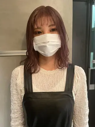 セミロング カラー 大人girly🛋️ 🤍yukakoのヘアスタイル