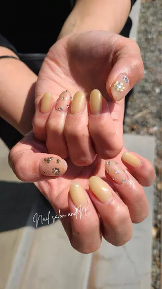 ネイル and Nのネイルデザイン