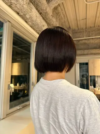 ショート やはらりの/ 酸性ストレートのヘアスタイル