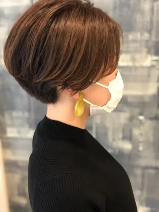 ショート カラー 日高 香織のヘアスタイル