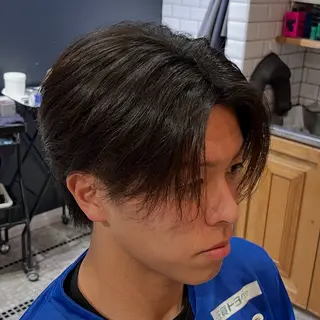 ミディアム メンズ シフト赤坂店所属・濵田 蘭のヘアスタイル