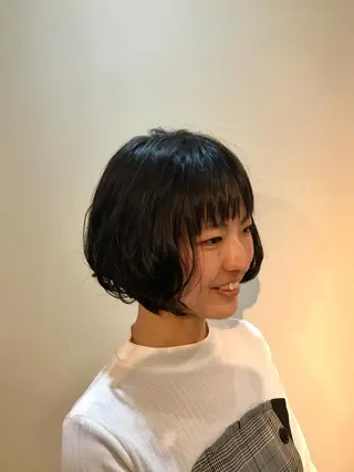 ミディアム 小杉輝/ショート /艶カラー✨のヘアスタイル