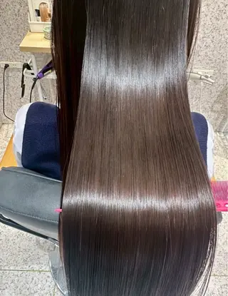 ロング 艶カラー/ハイトーン HINA✮*｡ﾟのヘアスタイル