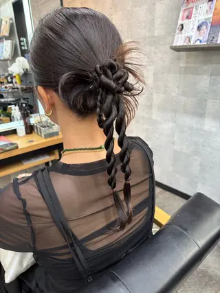 セミロング ヘアアレンジ SHANTi 飯塚 ヘアセット/髪質改善のヘアスタイル