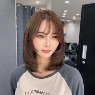 ミディアム カラー THE2ND 大竹 瞳のヘアスタイル