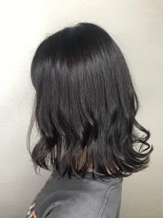 ミディアム カラー ヘアアレンジ 🧶ブリーチカラー TERU🧶の眉毛・アイブロウイメージ