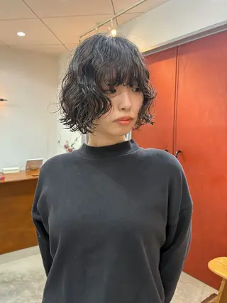 パーマ 長谷 若奈のヘアスタイル