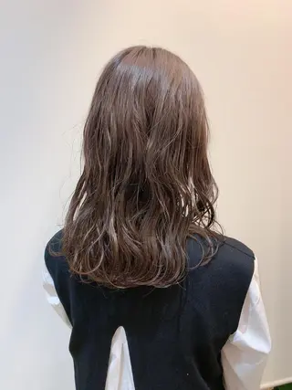 ロング カラー 碇山 楓己のヘアスタイル