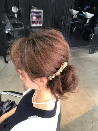 ロング カラー ヘアアレンジ SUNNY GRACEのヘアスタイル