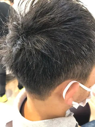 メンズ Noyヨシモト ヒロトのヘアスタイル