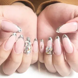 ネイル STELLA 大西南帆のマツエク・マツパデザイン