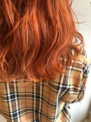 セミロング フジサキ ケンのヘアスタイル