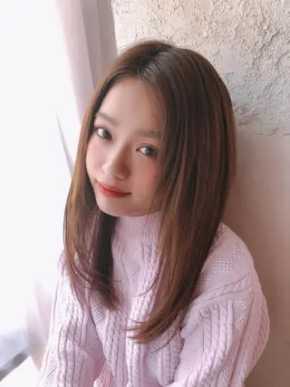 ミディアム 代表山口ひな 髪質改善のプロのヘアスタイル