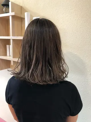 セミロング 中川 茜里のヘアスタイル