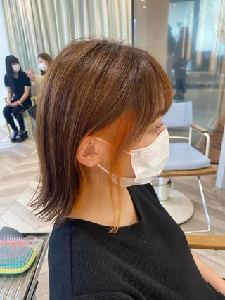 ショート カラー 小顔レイヤー/ ベージュ🤍Rieのヘアスタイル