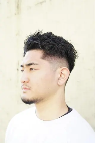 パーマ メンズ 関 晃哉のヘアスタイル