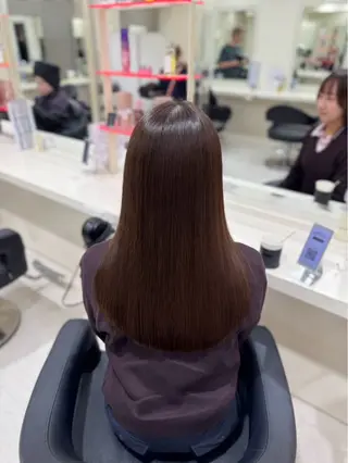 ロング カラー 近藤 芽依のヘアスタイル