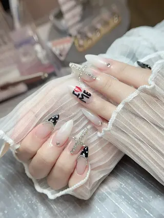 ネイル AKI AKIのネイルデザイン