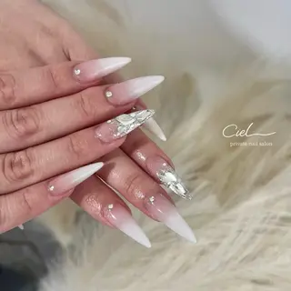 ネイル 透明感ネイル ｜mahiru.のネイルデザイン