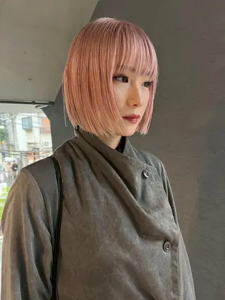 ショート ARCANAブリーチ ダブルカラー🌟原宿のヘアスタイル