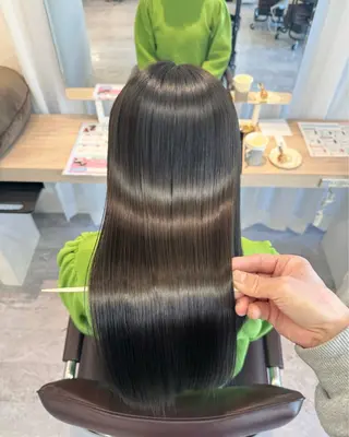 ロング 🫧岡野/透明感🍃 /髪質改善🫧のヘアスタイル