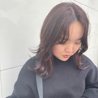 ミディアム カラー パーマ ヘアアレンジ 高井瑠華🌼 ストカールカット特化のヘアスタイル