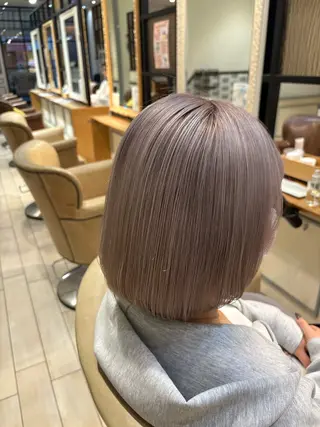 ショート カラー SUZUKI AIRIのヘアスタイル