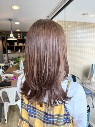 ロング カラー ツキダテ ユイのヘアスタイル