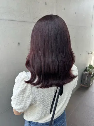 ミディアム 丸山 莉世のヘアスタイル