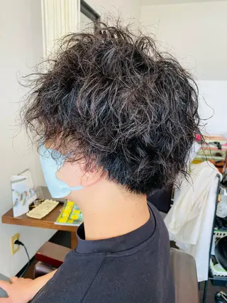 ショート カラー パーマ メンズ 阿久津 泰幸のヘアスタイル