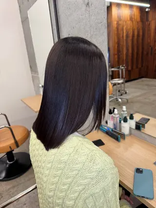セミロング 縮毛矯正×髪質改善× 艶髪カラー 吉原和磨のヘアスタイル