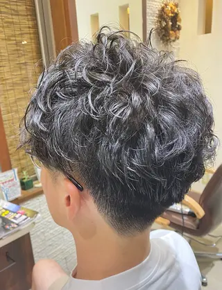 パーマ メンズ 菅野 奏のヘアスタイル