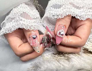 ネイル ✨Nailsalon Vi+✨のネイルデザイン