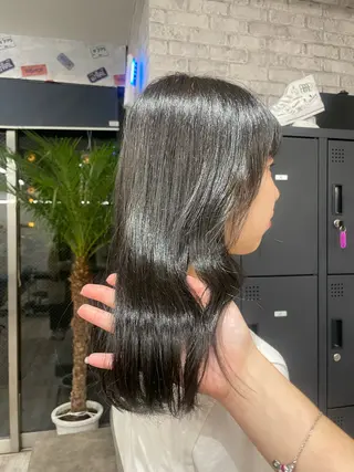 ミディアム カラー ヘアアレンジ MOMO艶髪 🩵モテカラーのヘアスタイル