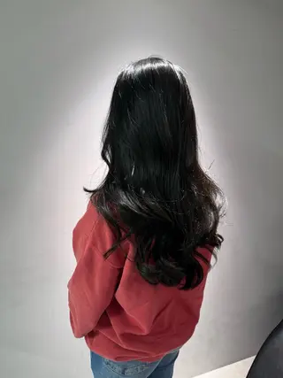 ロング カラー AHNKISM所属・髪質改善/艶カラー HANAのヘアスタイル