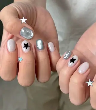ネイル 𝓐𝓷𝓻𝓲 XiinhNailのネイルデザイン