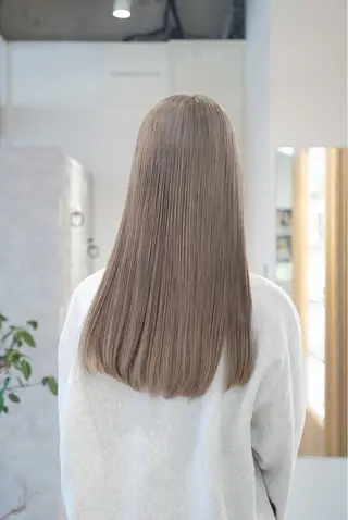 ロング カラー 月100人以上 髪質改善施術｜谷口のヘアスタイル